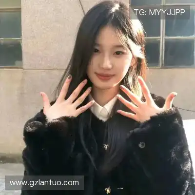 姬展立